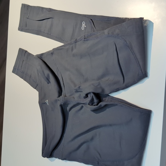 Alo Yoga Coast Mesh Panel Stirrup Leggings in Dark Grey, Size Small - Picture 3 of 5